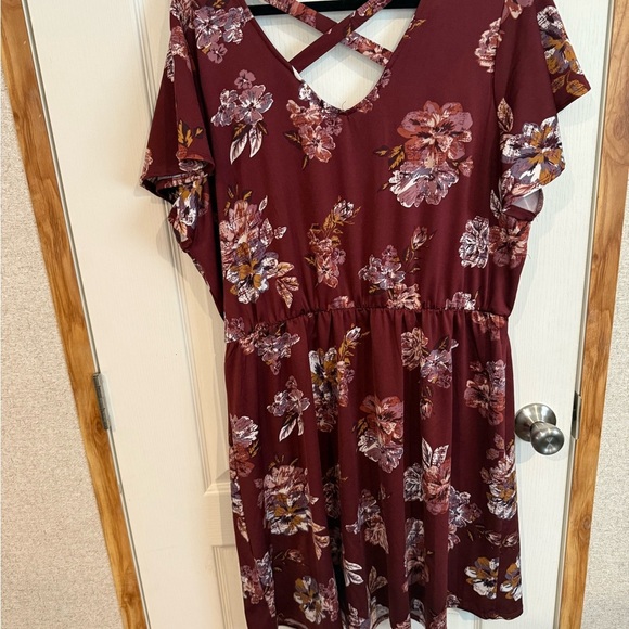 Maurices Burgundy Floral dress 1x - Picture 3 of 3